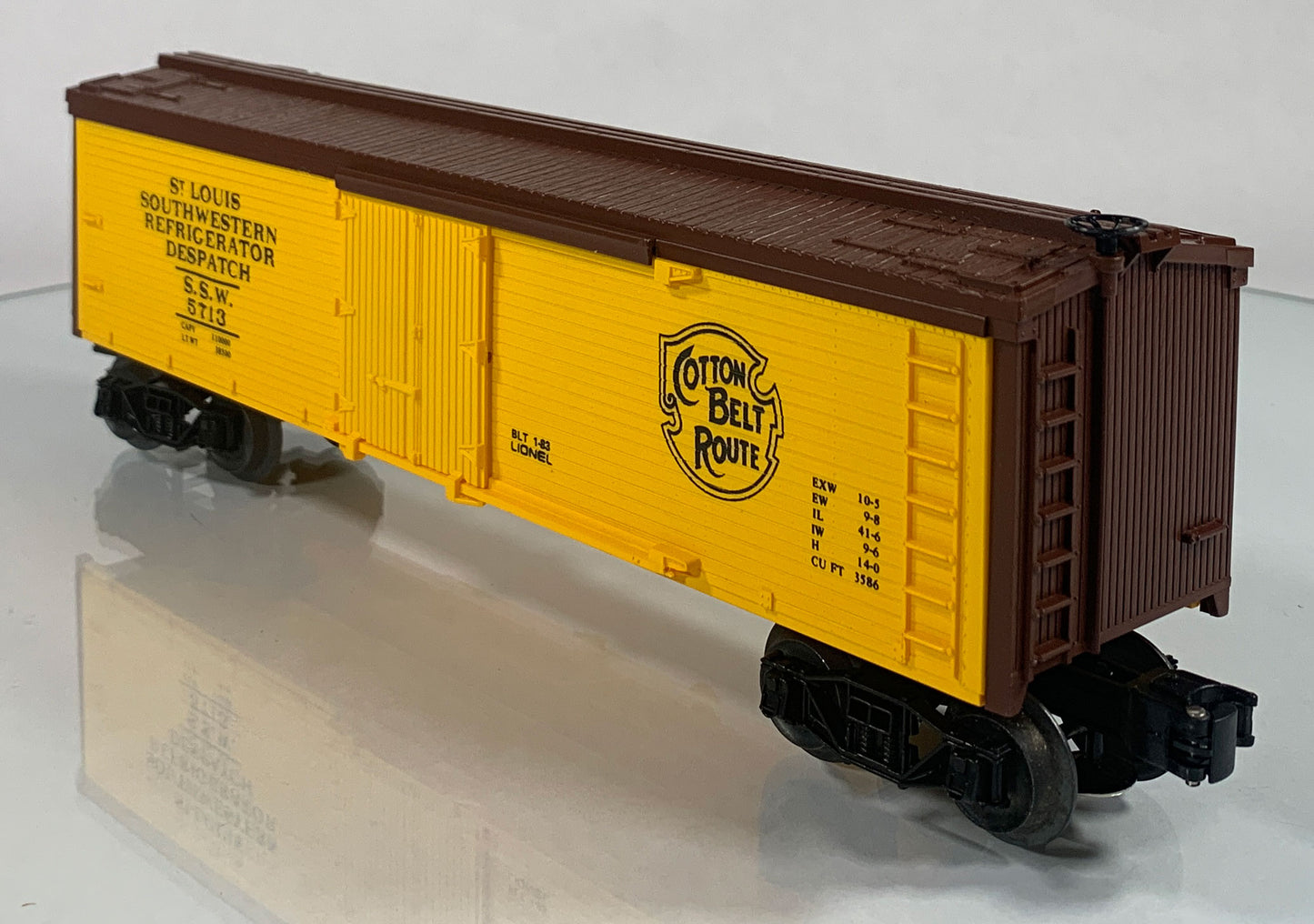 LIONEL • O GAUGE • 1983 St Louis Southwestern Woodside Reefer 6-5713 • NEW OLD STOCK