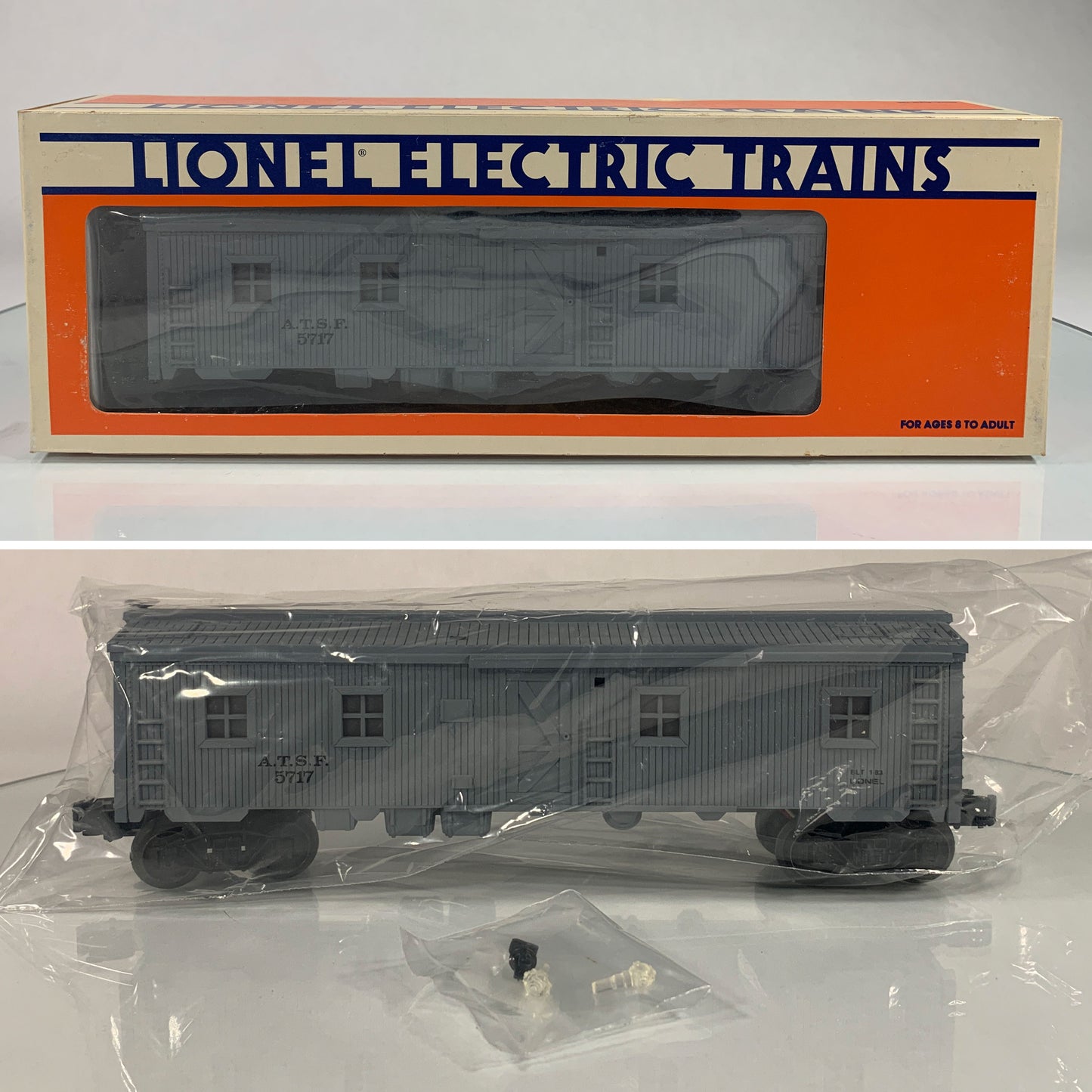 LIONEL • O GAUGE • 1983 Santa Fe Illuminated Bunk Car 6-5717 • NEW OLD STOCK