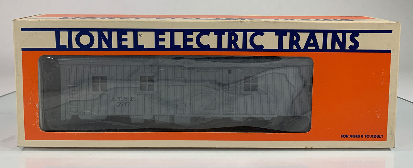 LIONEL • O GAUGE • 1983 Santa Fe Illuminated Bunk Car 6-5717 • NEW OLD STOCK