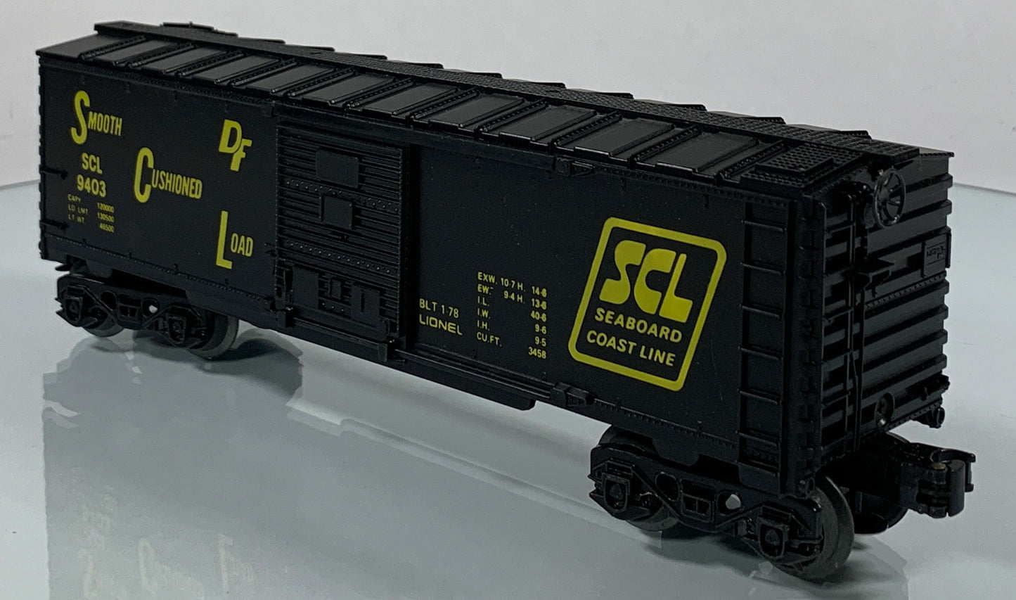 LIONEL • O GAUGE • 1978 Seaboard Coast Line Boxcar 6-9403 • EX COND