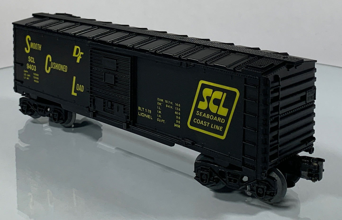 LIONEL • O GAUGE • 1978 Seaboard Coast Line Boxcar 6-9403 • EX COND