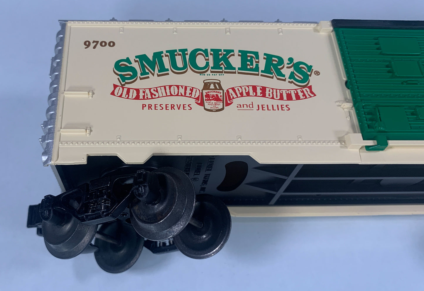 LIONEL • O GAUGE • 1998 Smucker’s Box Car 6-26220 • NEW OLD STOCK